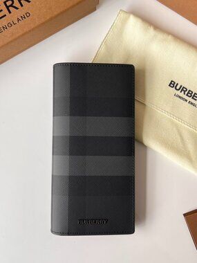 NWOT Burberry Long Wallet in Diagonal Check Leather in Grey and Black